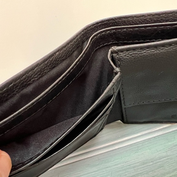 Fossil Tri-Fold Men’s Leather Wallet - Picture 10 of 16